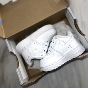 Baby white Air Force 1